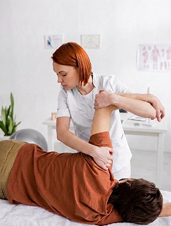 physio manual therapy